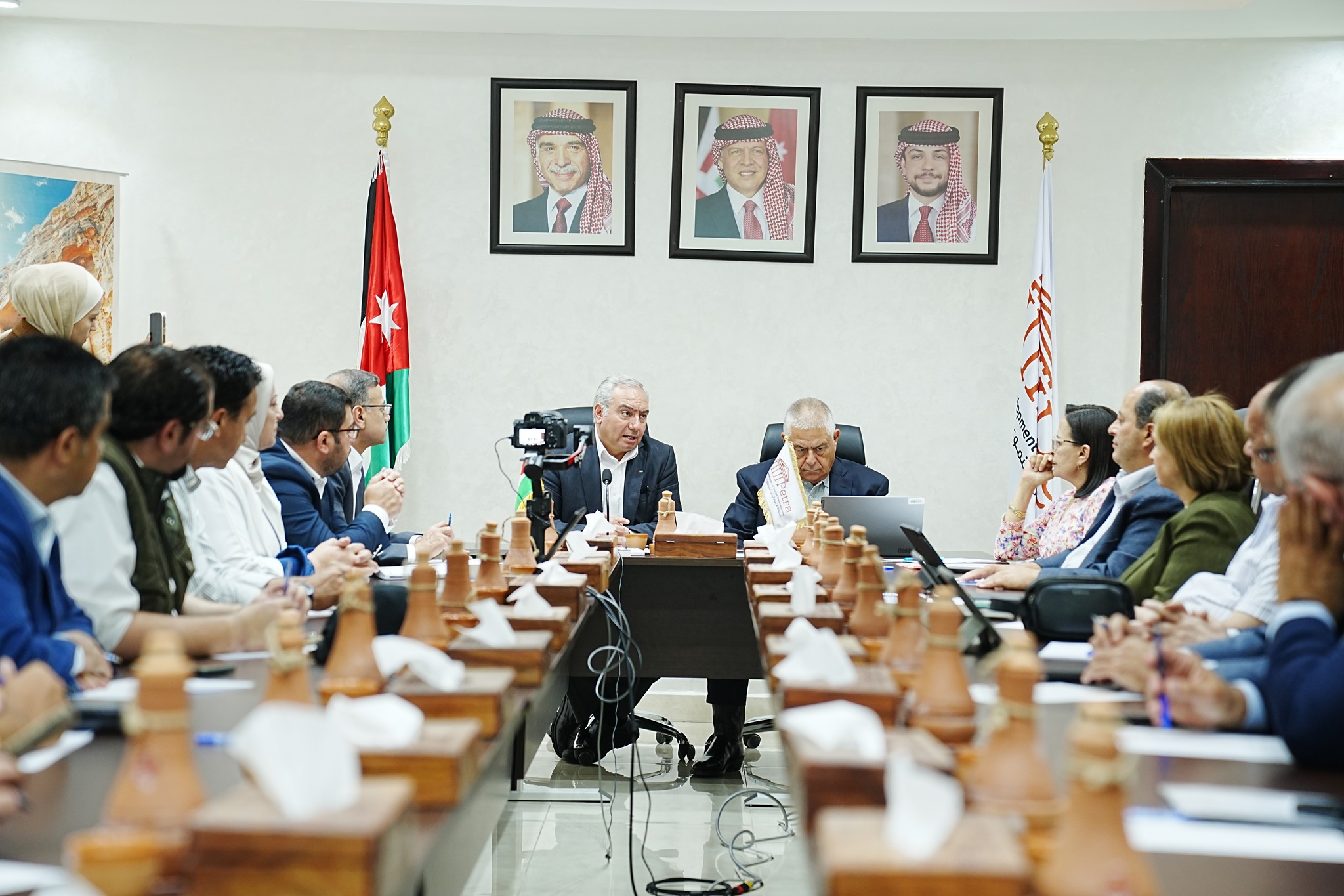 سلطة إقليم البترا ومجلس استثمار أموال الضمان الاجتماعي يبحثان المشاريع الاستثمارية في البترا